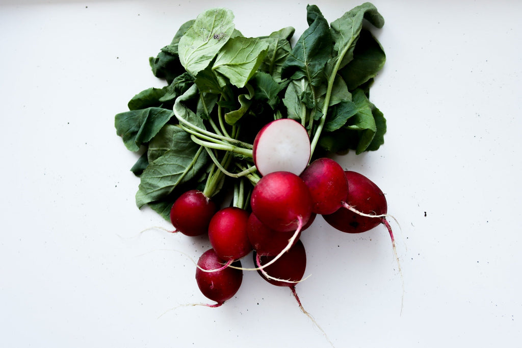 Here’s What to Buy at the Farmers’ Market in May