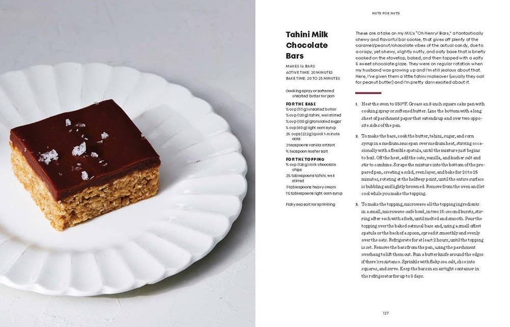 Snackable Bakes: 100 Easy-Peasy Recipes